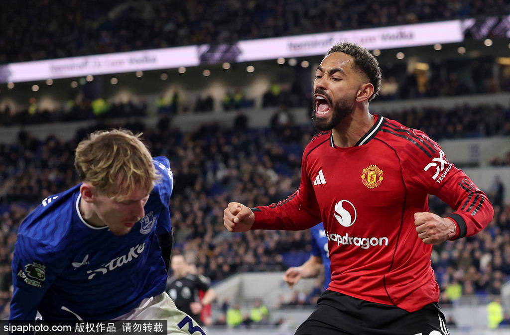 英超-舍什科替补破门 曼联1-0埃弗顿位居第四